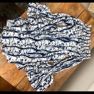 Garcia off the shoulder dress size small.